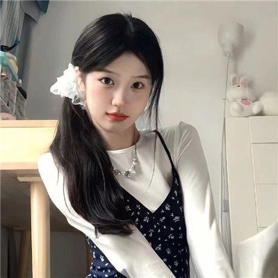 美丽笨女人